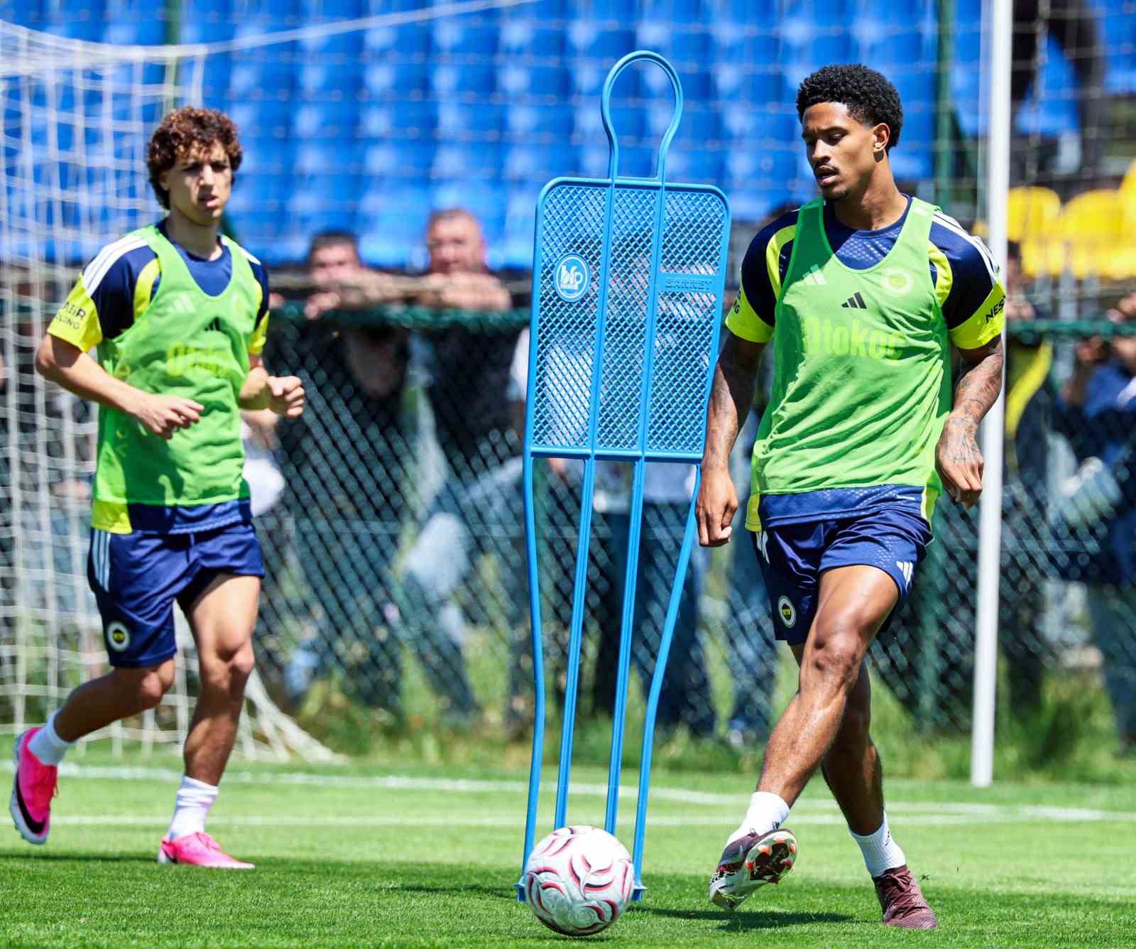 fenerbahce hazirliklarini surdurdu 3