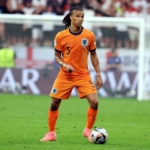fenerbahce-hollandali-oyuncu-nathan-akeyi-transfer-etti-sQAtgzgh.jpg