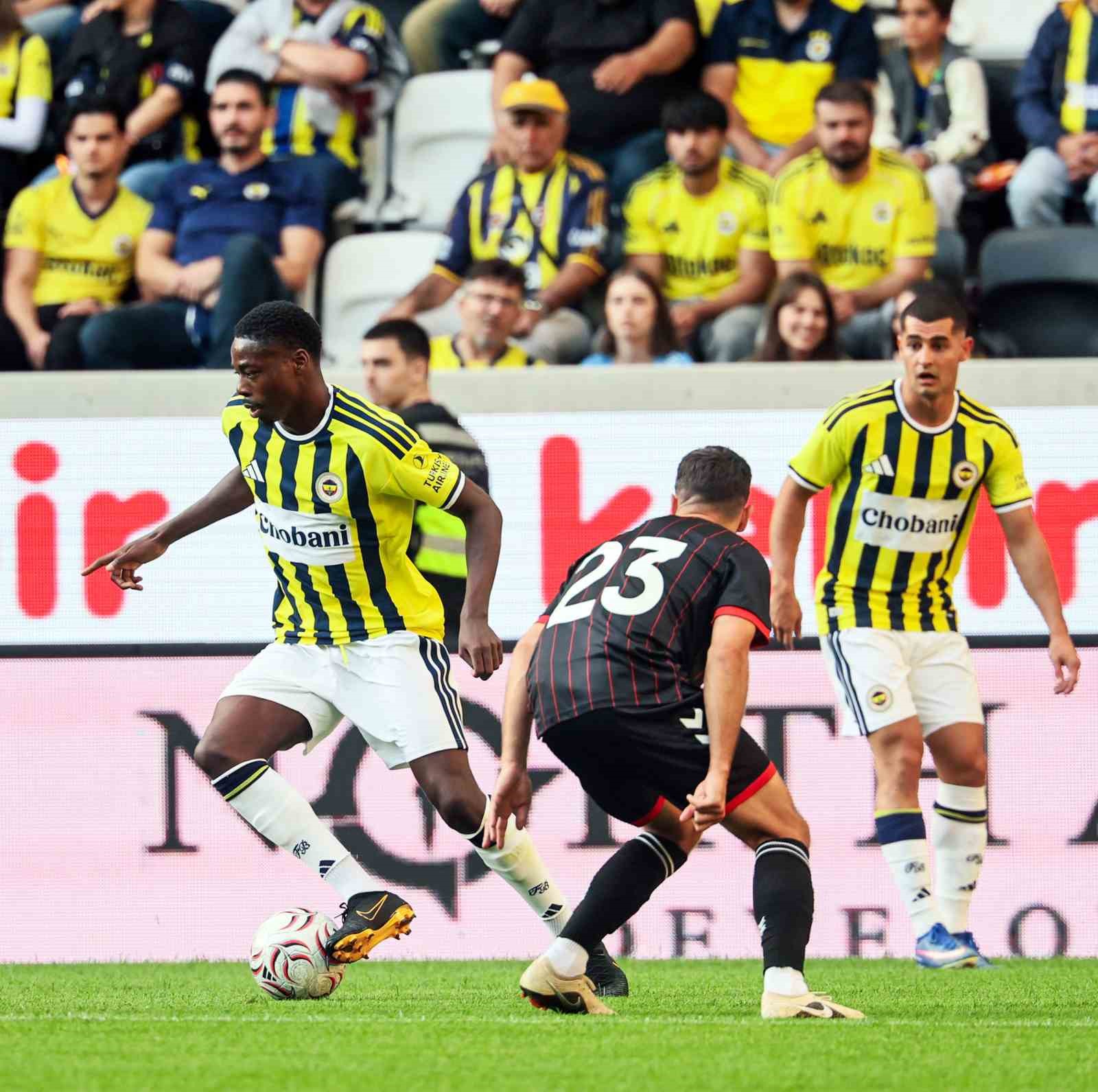 Fenerbahçe, ilk hazırlık maçında fark attı 9 fenerbahce ilk hazirlik macinda fark atti 5 QNaGtV6w