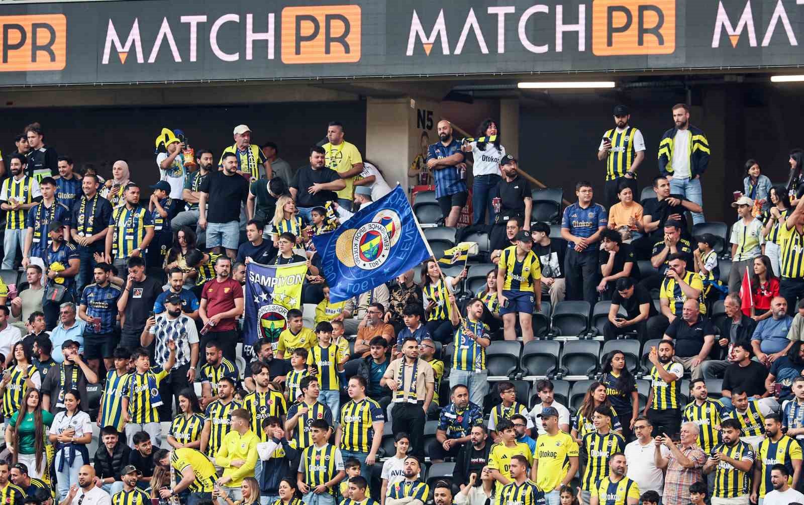 Fenerbahçe, ilk hazırlık maçında fark attı 10 fenerbahce ilk hazirlik macinda fark atti 6 AVQKa8Pi