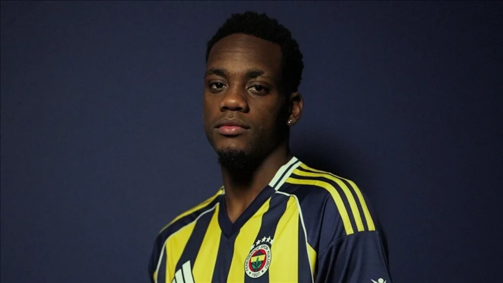 fenerbahce jhon duran transferini resmen duyurdu