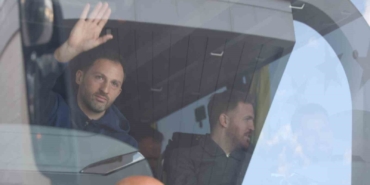 fenerbahce-kafilesi-konyaya-geldi-PPX8Qqew.jpg