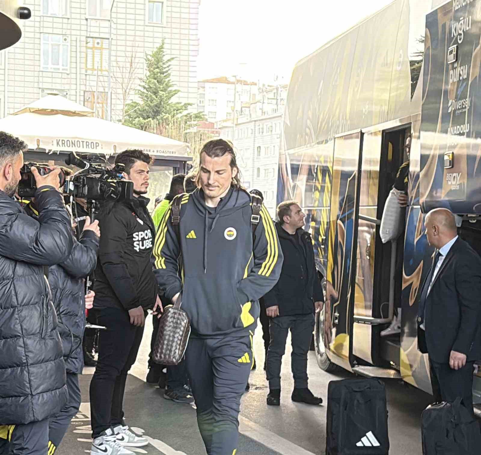 Fenerbahçe, Kayseri’de 6 fenerbahce kayseride 2 N54SCPTg