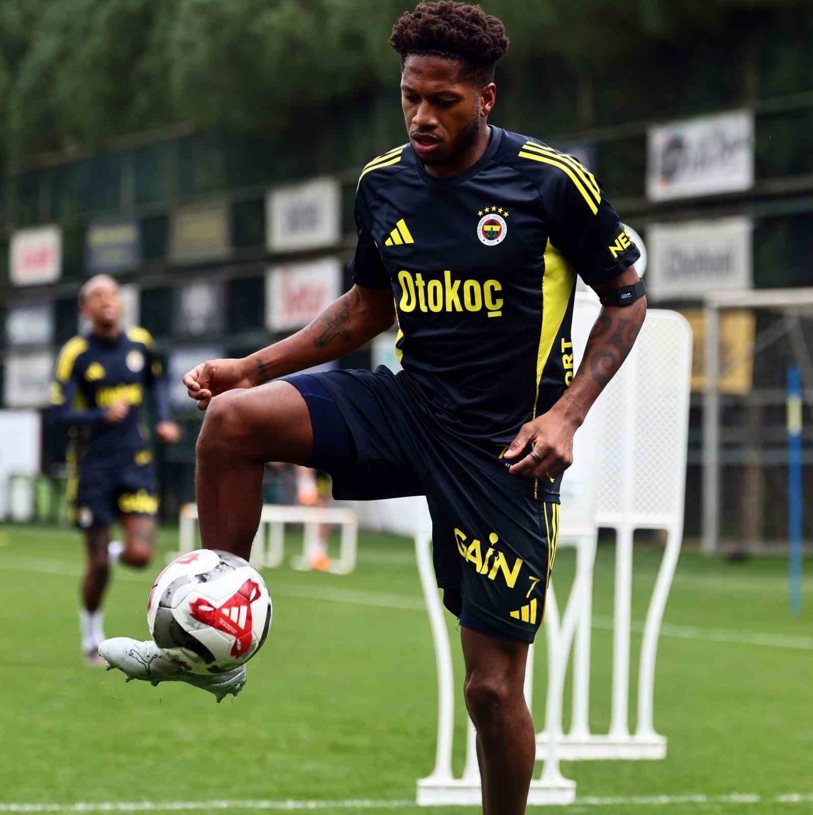 fenerbahce kayserispor maci hazirliklarini surdurdu 3 BKytbjmW