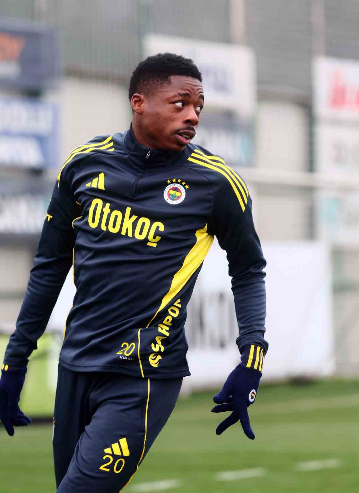 fenerbahce kocaelispor maci hazirliklarina basladi 3 PA3Nl3zk