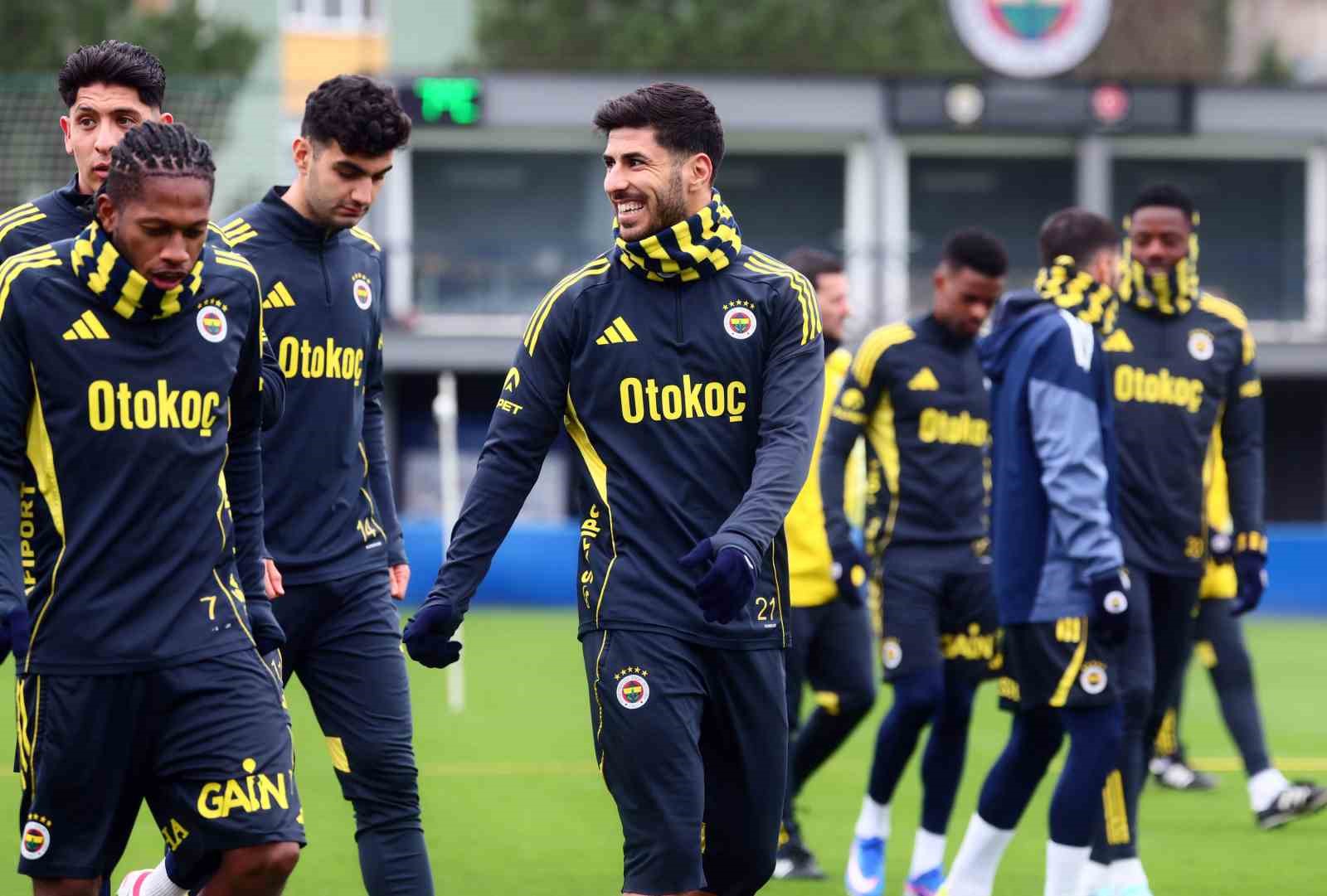 Fenerbahçe, Kocaelispor maçının hazırlıklarını tamamladı 6 fenerbahce kocaelispor macinin hazirliklarini tamamladi 2 NqJkPkma