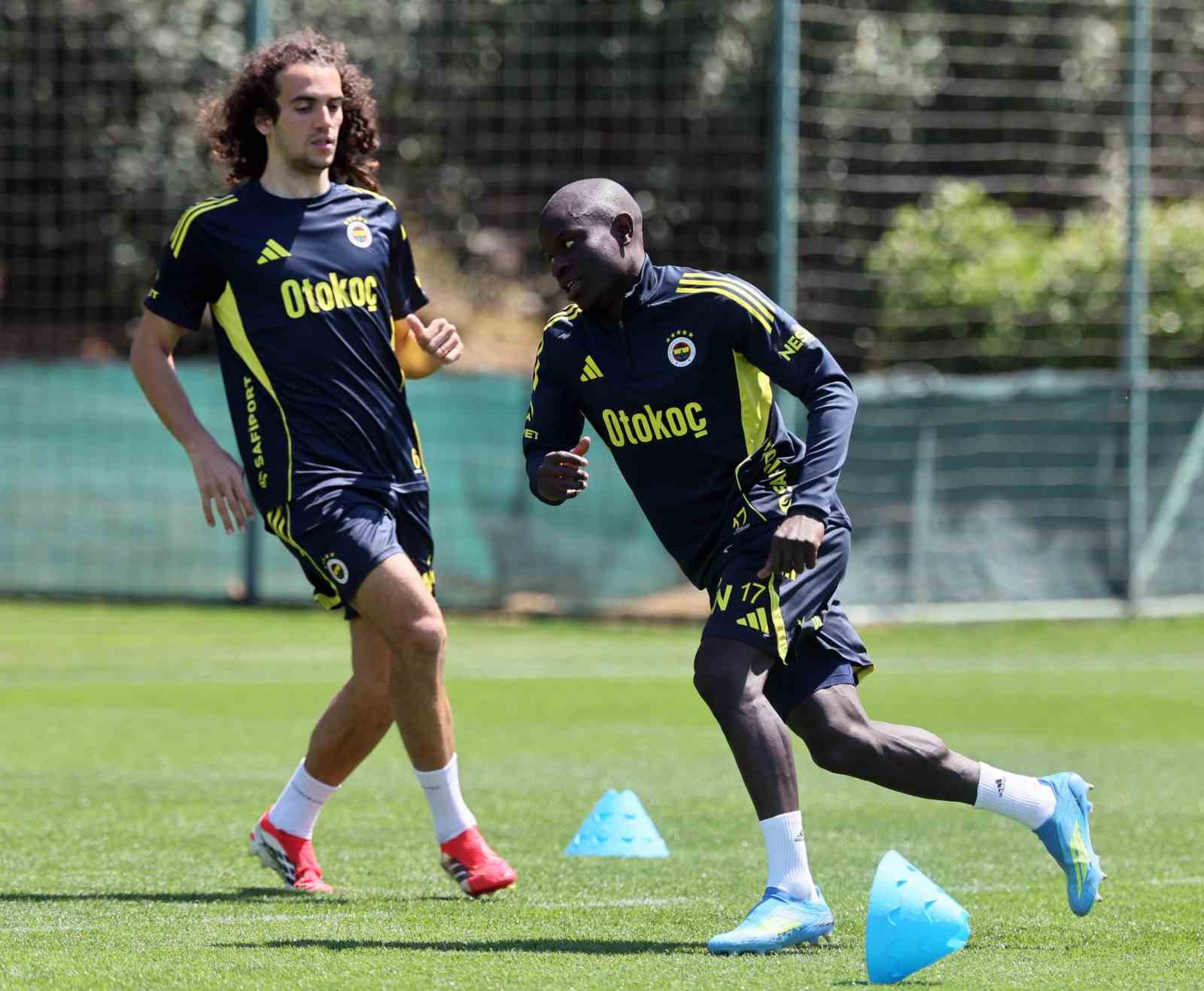 fenerbahce konyaspor maci hazirliklarini surdurdu 1 Ny9WPnWJ