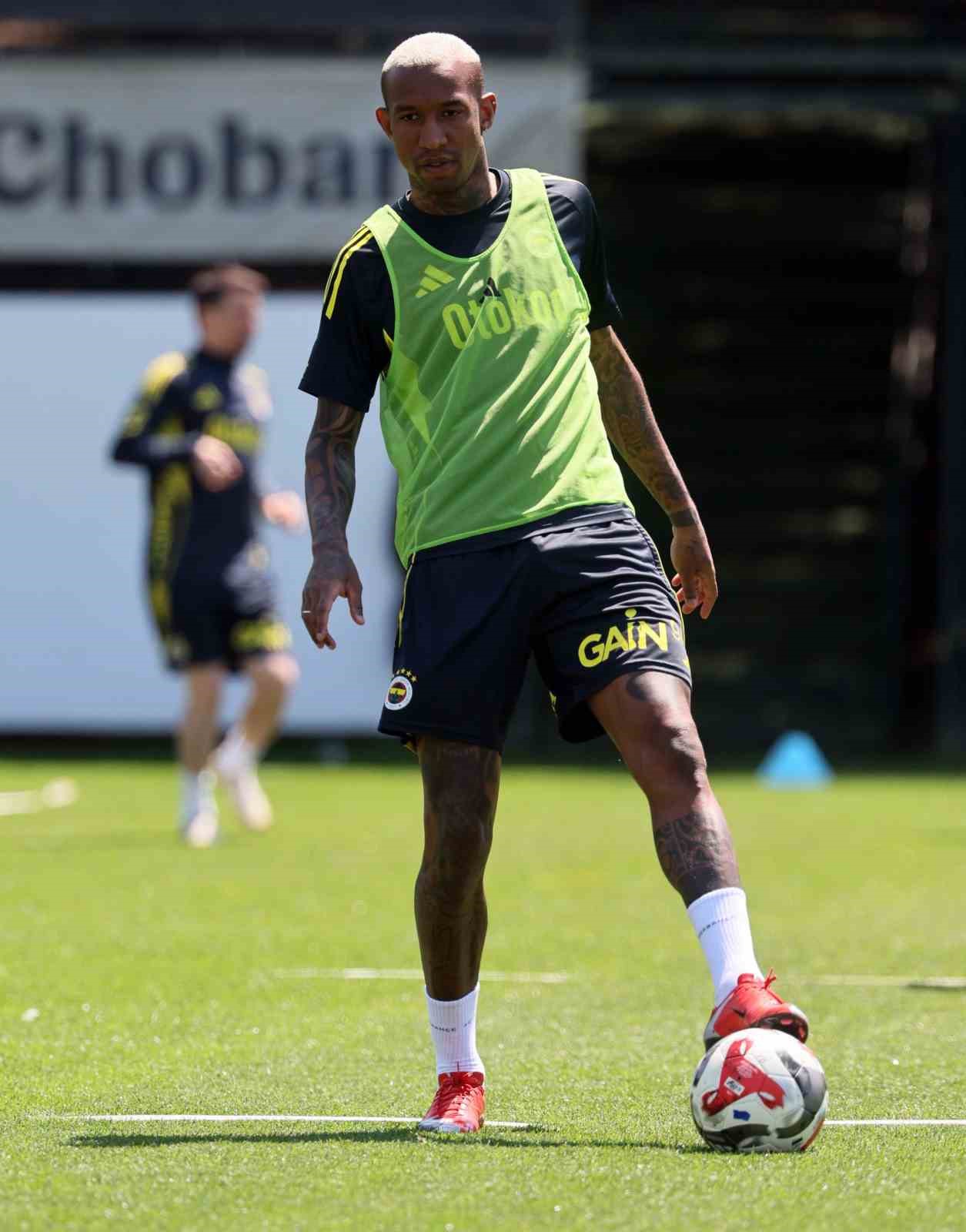 fenerbahce konyaspor maci hazirliklarini surdurdu 3 AVfuRhnz
