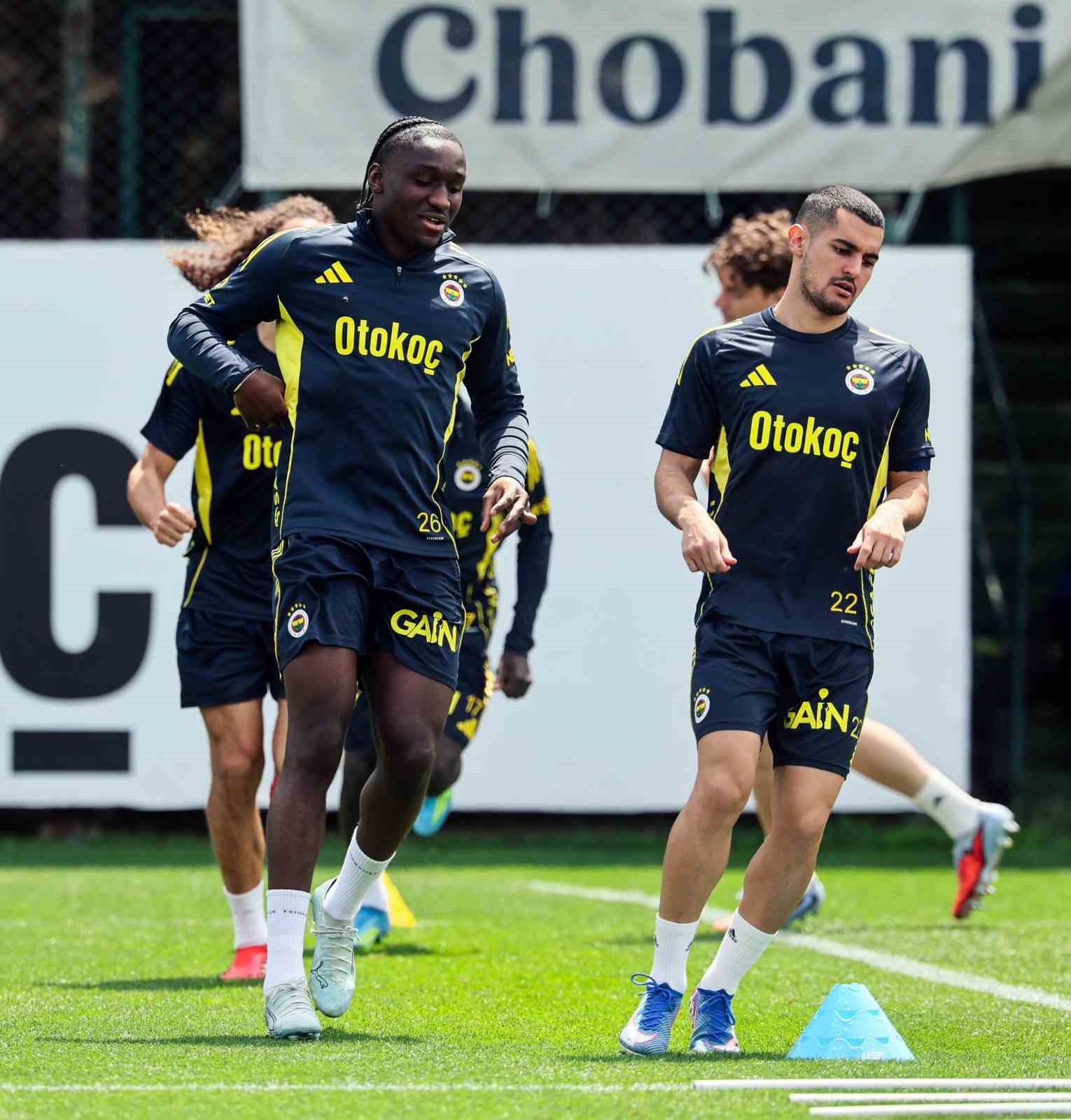 fenerbahce konyaspor macina hazir 1 DrNEXnVC