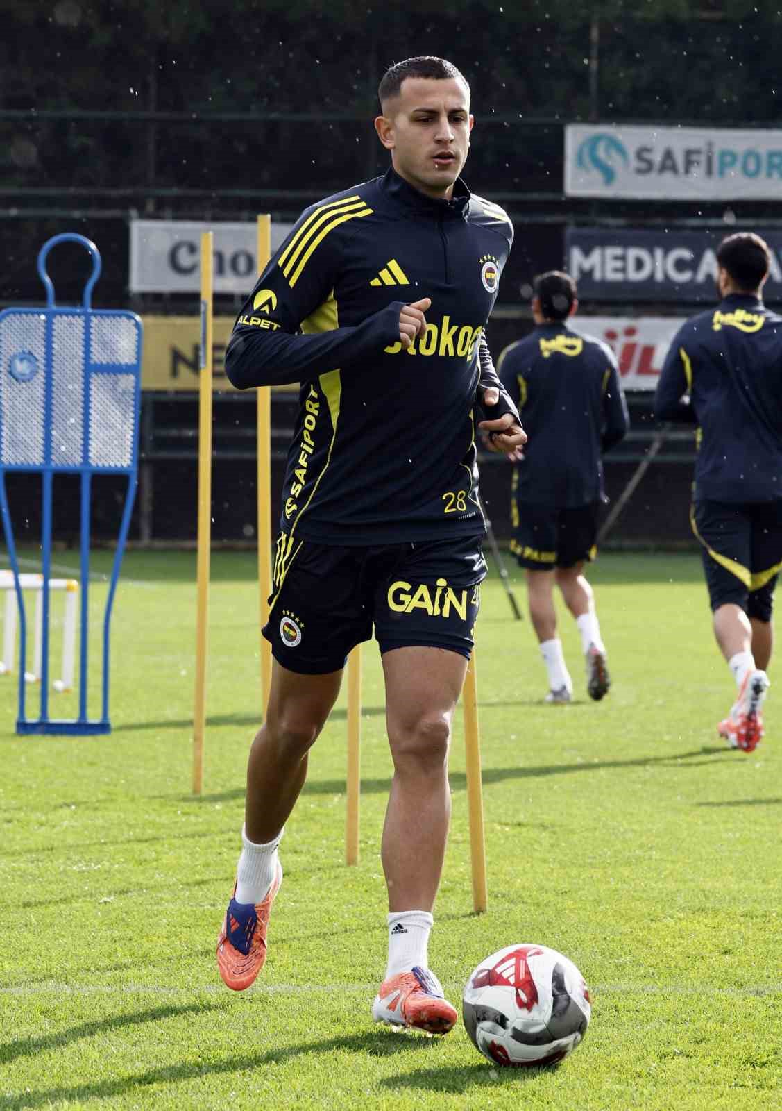 Fenerbahçe, Konyaspor maçının hazırlıklarına başladı 7 fenerbahce konyaspor macinin hazirliklarina basladi 3 Rhyp9HpP