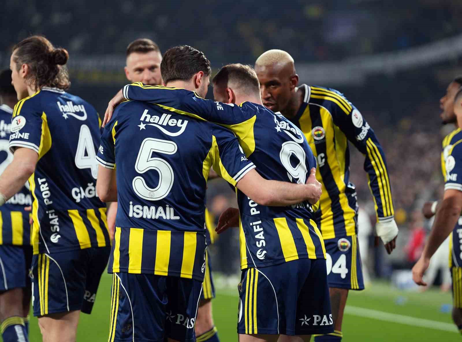 fenerbahce kupada yari final icin sahada 2 iBdbGq6t