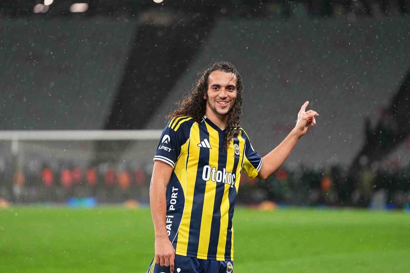 fenerbahce kupayi kaldirdi 18 BTItMb4Z