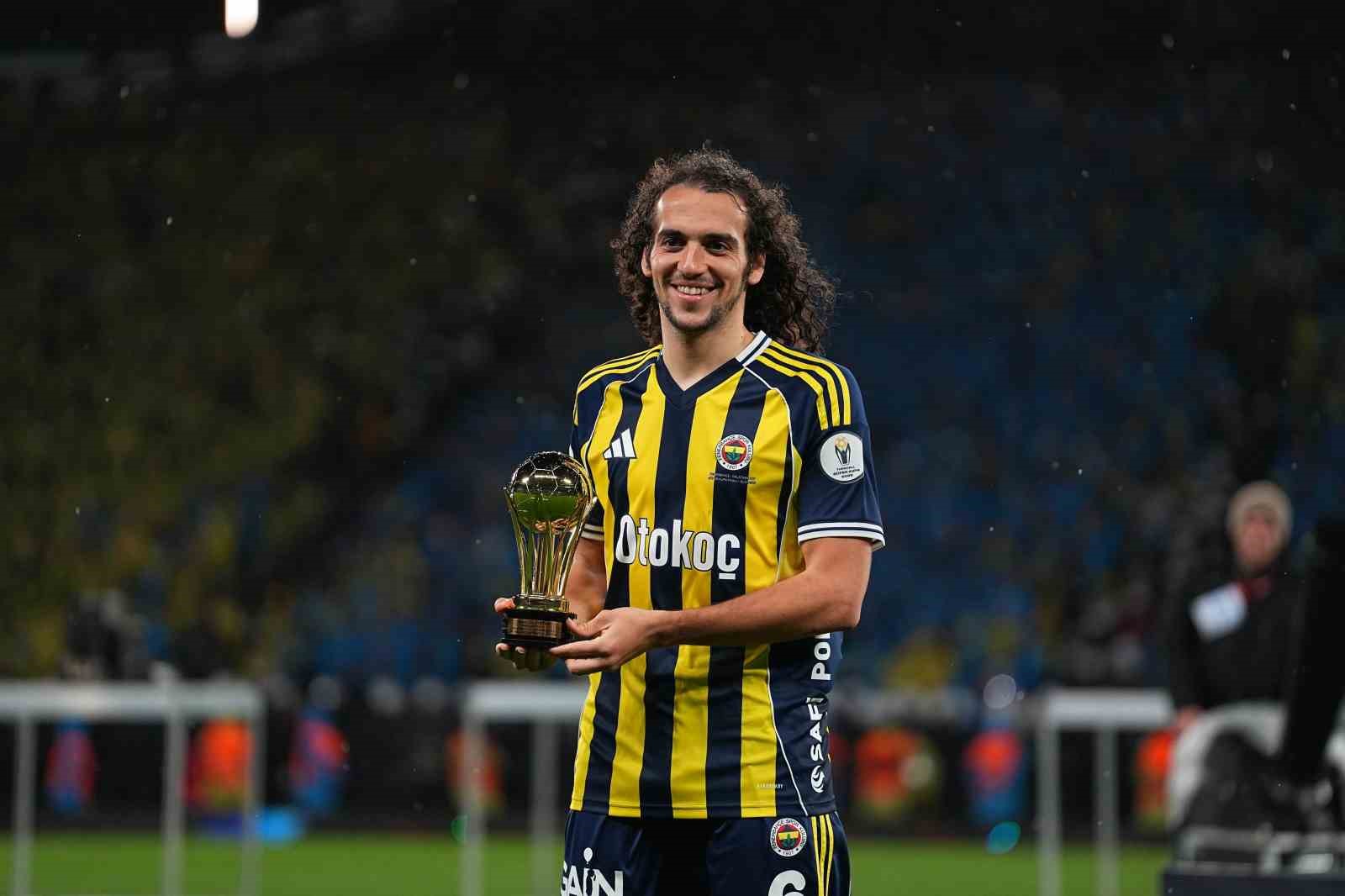 fenerbahce kupayi kaldirdi 20 rnLhFWO9