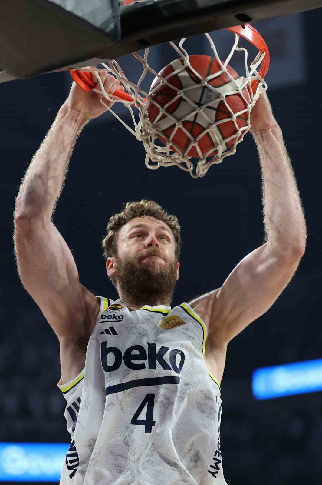 Fenerbahçe, Nicolo Melli ve Chris Silva ile sözleşme yeniledi 4 fenerbahce nicolo melli ve chris silva ile sozlesme yeniledi 0 PLwrQgVp