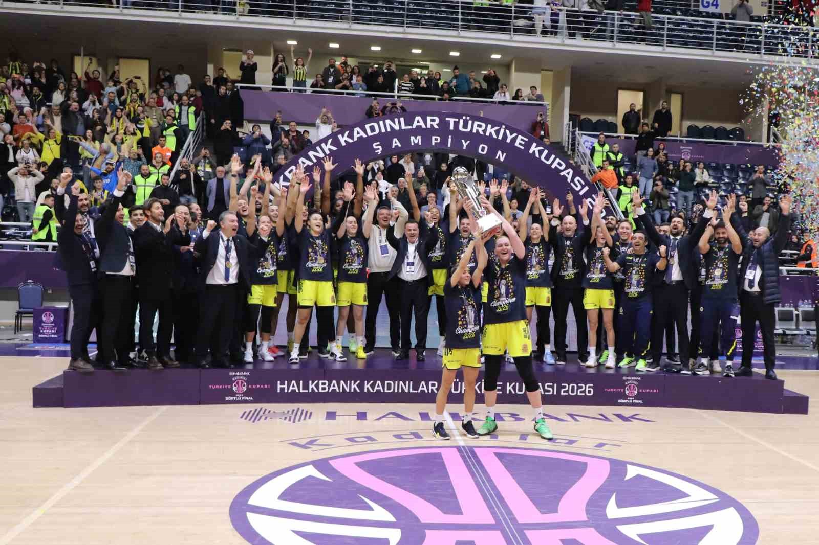 fenerbahce opet halkbank kadinlar turkiye kupasinin sahibi oldu 0 pMuNLT1Y