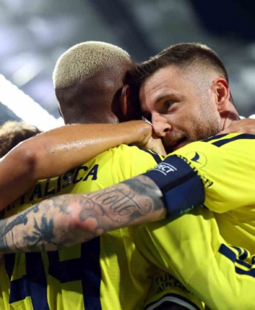 fenerbahce-polonyaya-avantajla-gidiyor-udfu9drq.jpg