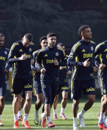 fenerbahce-rams-basaksehir-macinin-hazirliklarina-basladi-YYHW6agU.jpg