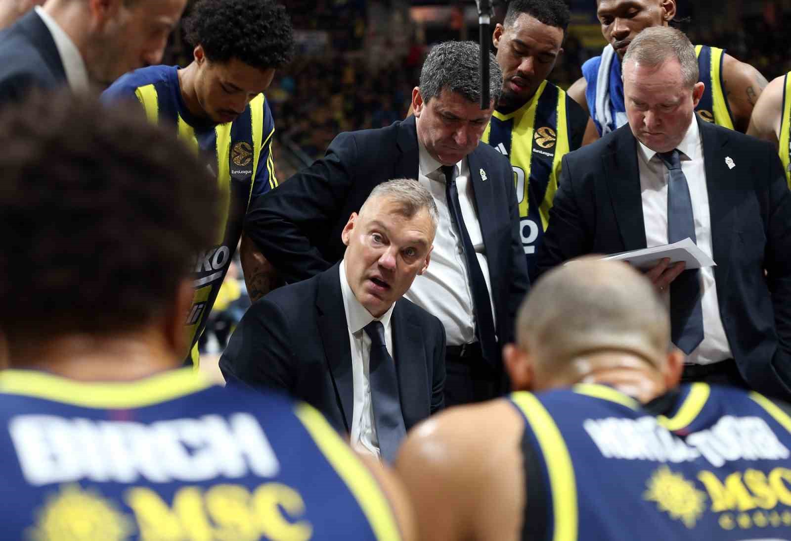fenerbahce seride 2 0 one gecti 1 WUnABPuE