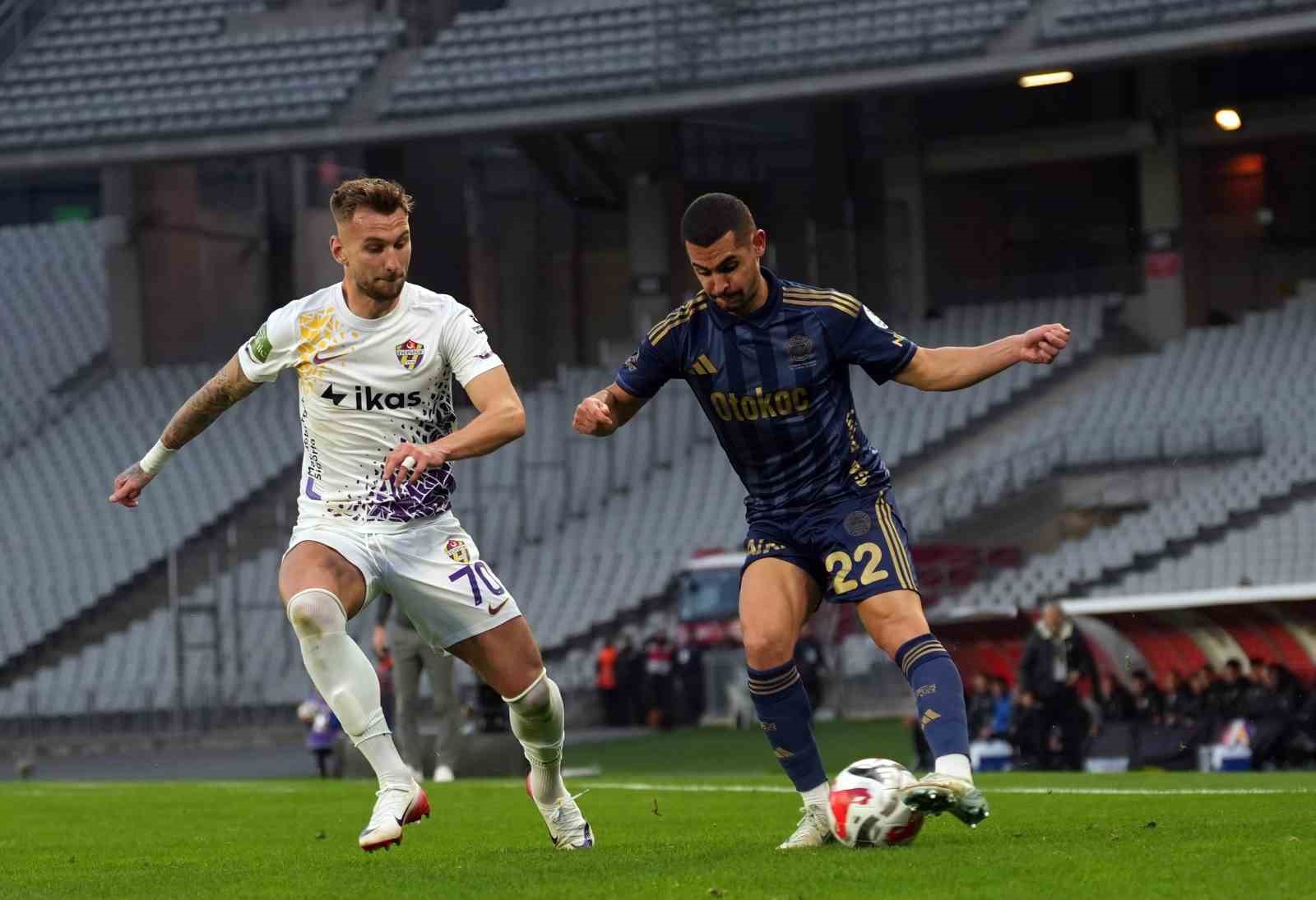 fenerbahce sezonu eyupspor maciyla kapatacak 1 eIFM92a8