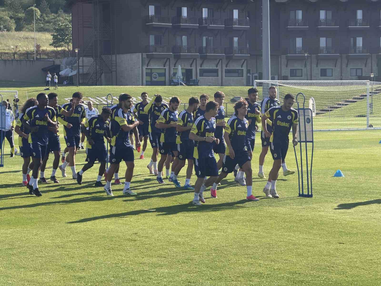 fenerbahce topuk yaylasinda calismalarini surduruyor 1 uyiq48Ew
