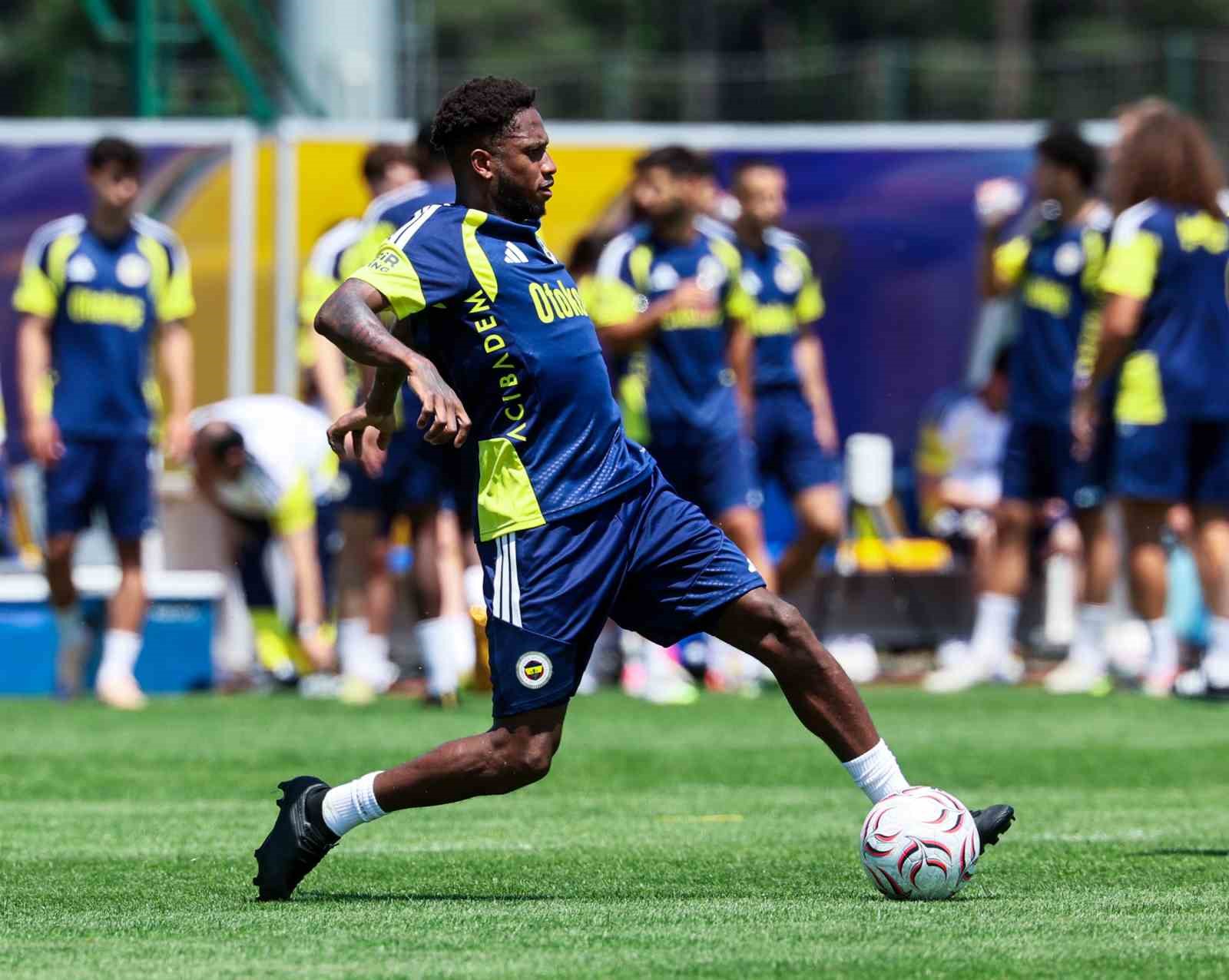 fenerbahce topuk yaylasinda hazirliklarini surduruyor 2 w37CQ9GT