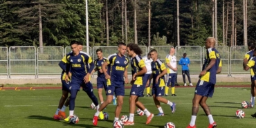 fenerbahce-topuk-yaylasindaki-ilk-antrenmanini-yapti-SZMwivXl.jpg