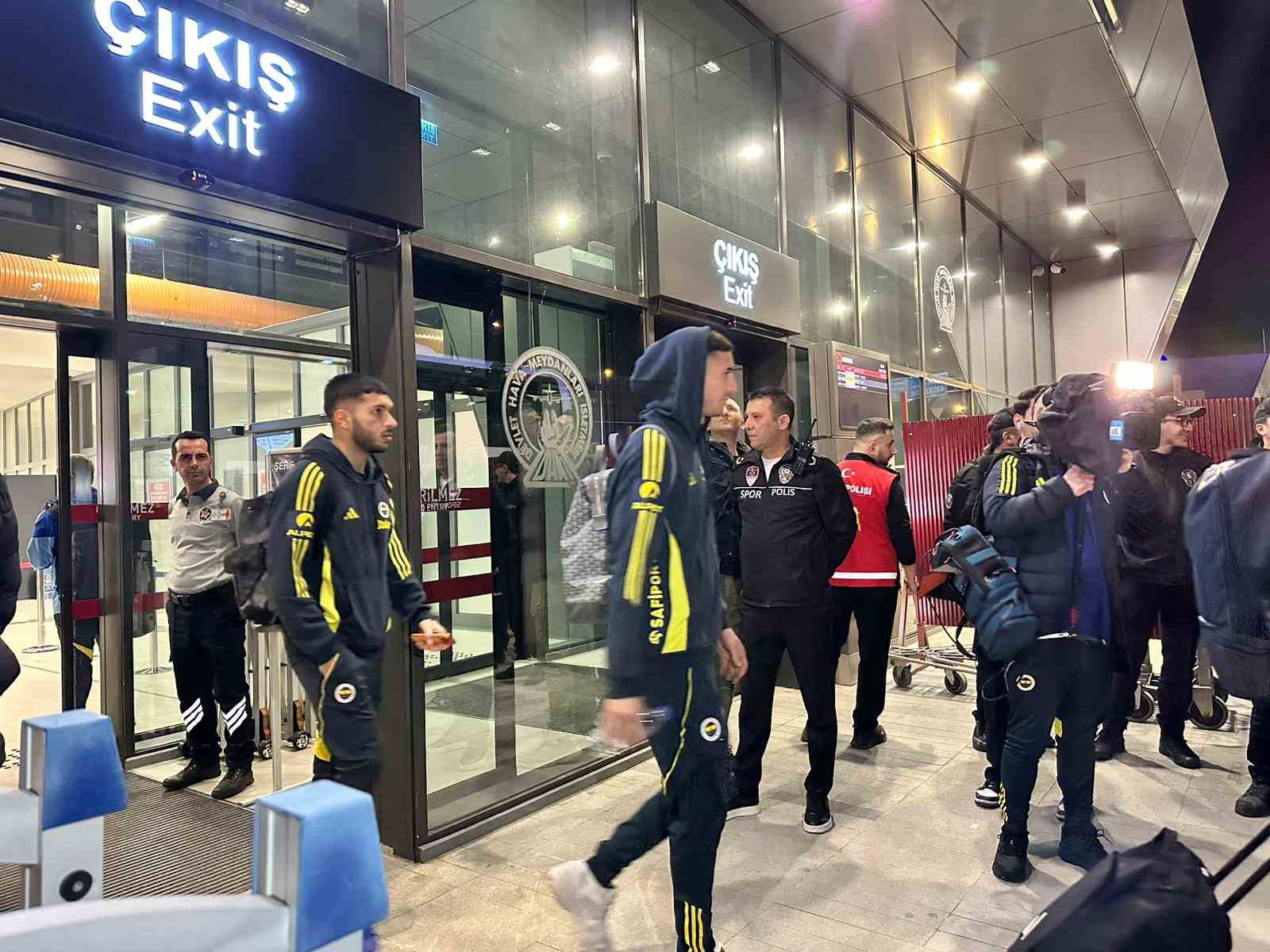 fenerbahce trabzona geldi 4 cdRIyyhE