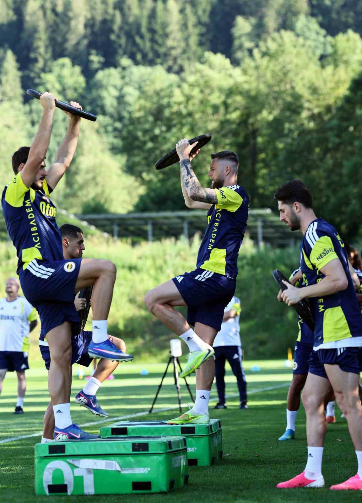 fenerbahce yeni sezon hazirliklarini avusturyada surduruyor 1 VCQeCKeG