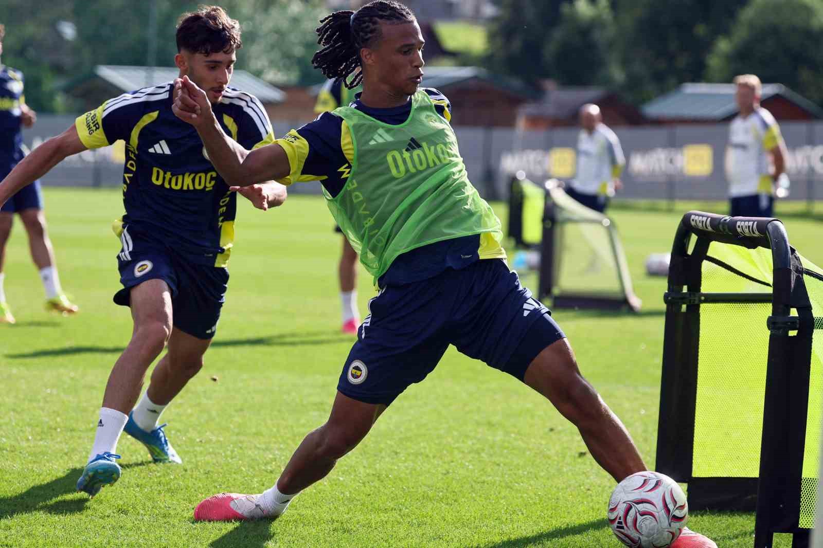 fenerbahce yeni sezon hazirliklarini surduruyor 1 ctZ8W4MR