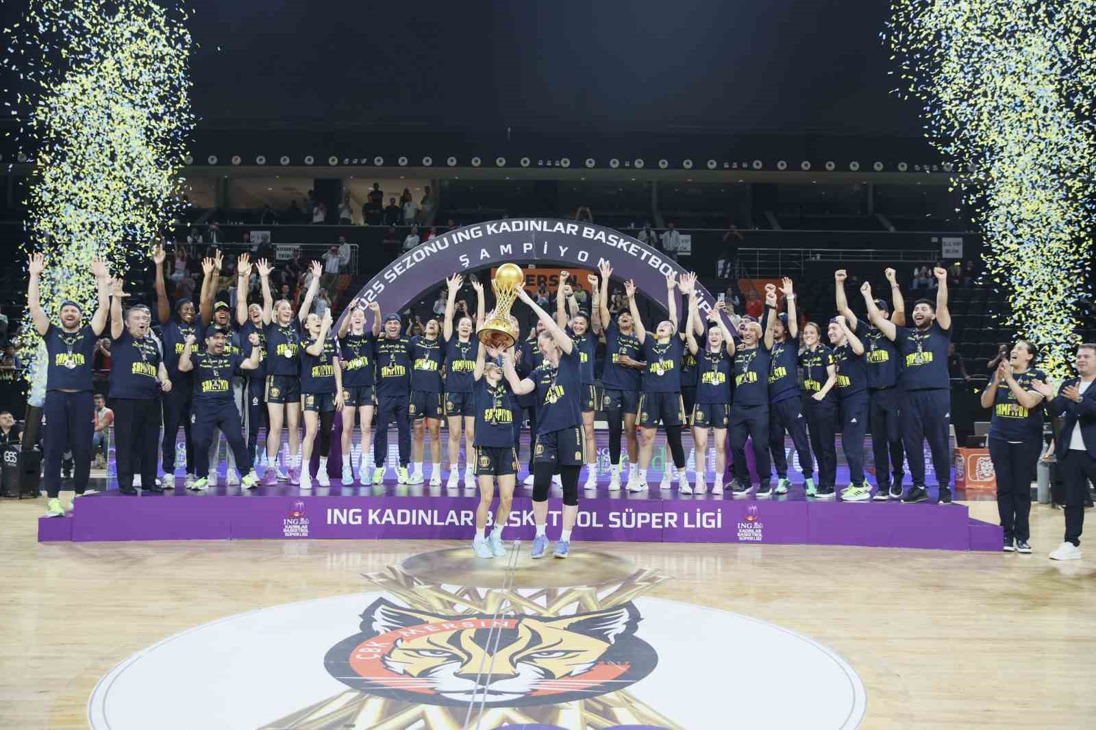 fenerbahcede 2025 yili boyle gecti 4 jtfM7tZf