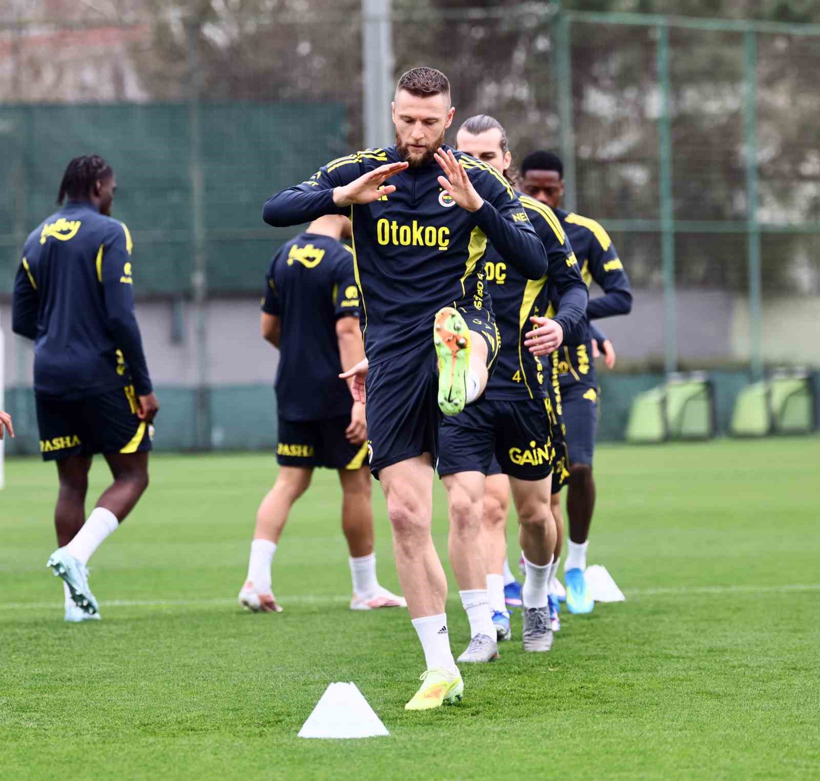 fenerbahcede besiktas derbisinin calismalari surdu 2 jzbIyR7F