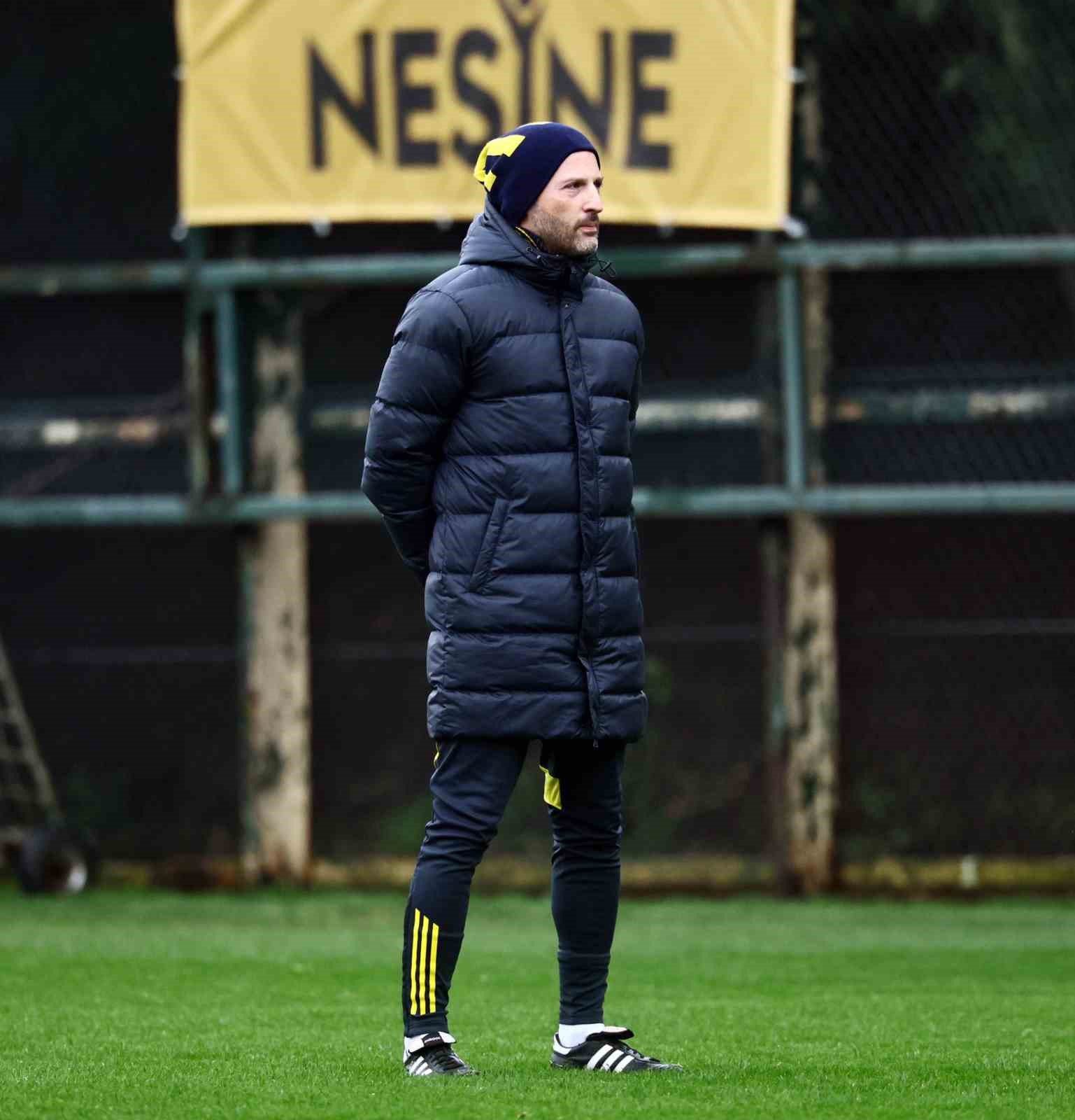 fenerbahcede besiktas derbisinin hazirliklari devam etti 2 YJU3323m