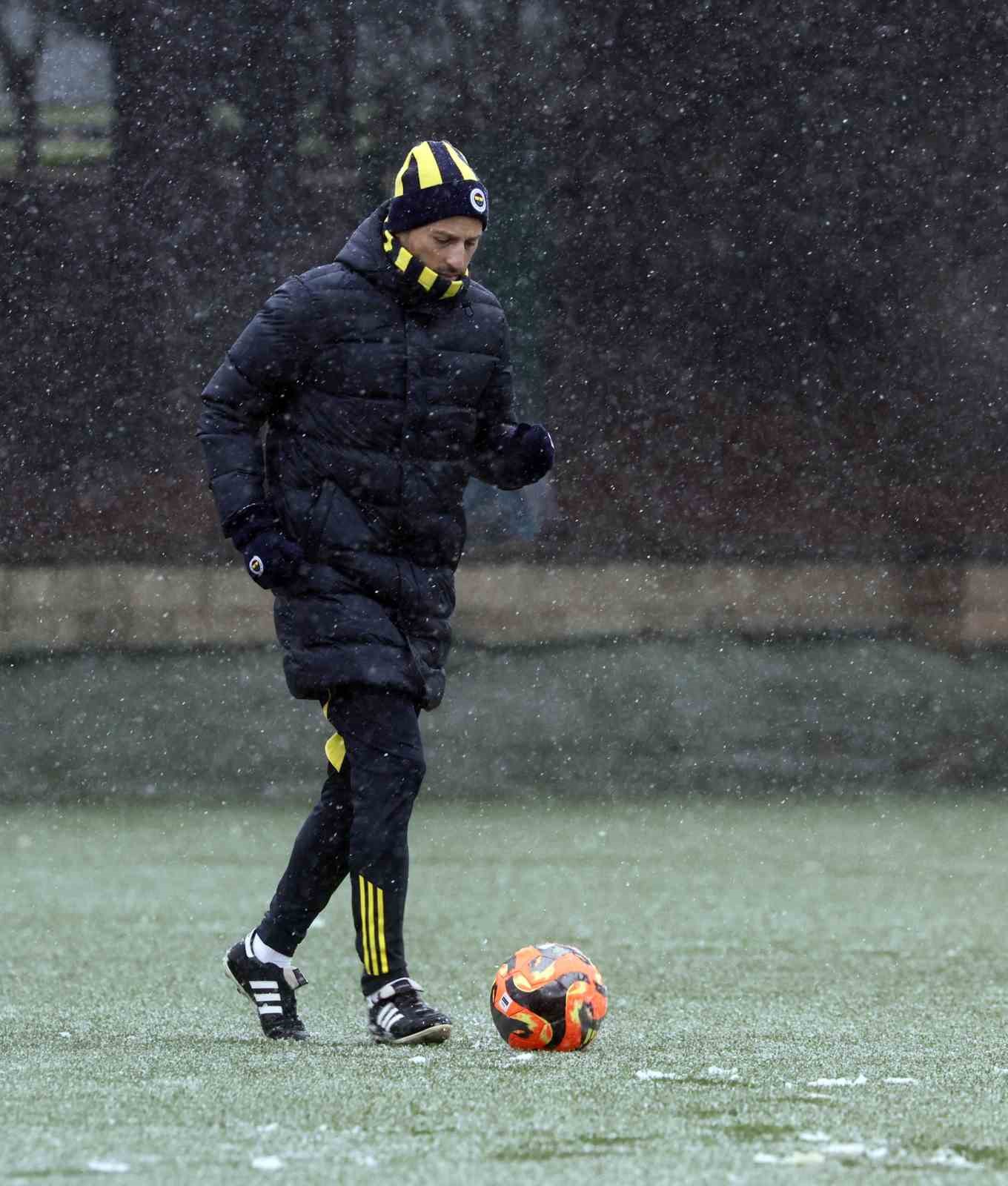 fenerbahcede beyoglu yeni carsi macinin hazirliklari basladi 3