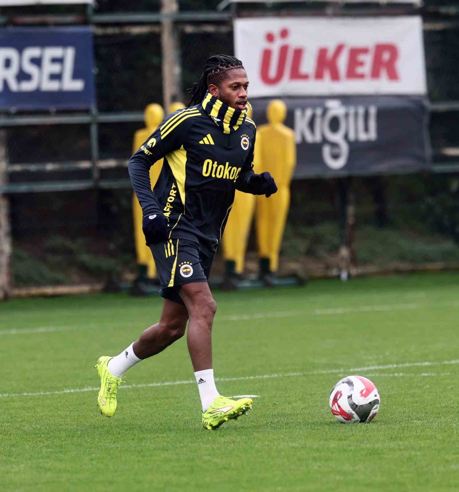 fenerbahcede erzurumspor fk maci hazirliklari basladi 3 UfKj4X35