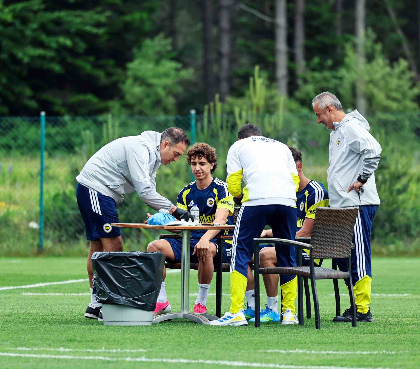 fenerbahcede futbolcular laktat testinden gecti 3 uCPkS1HH