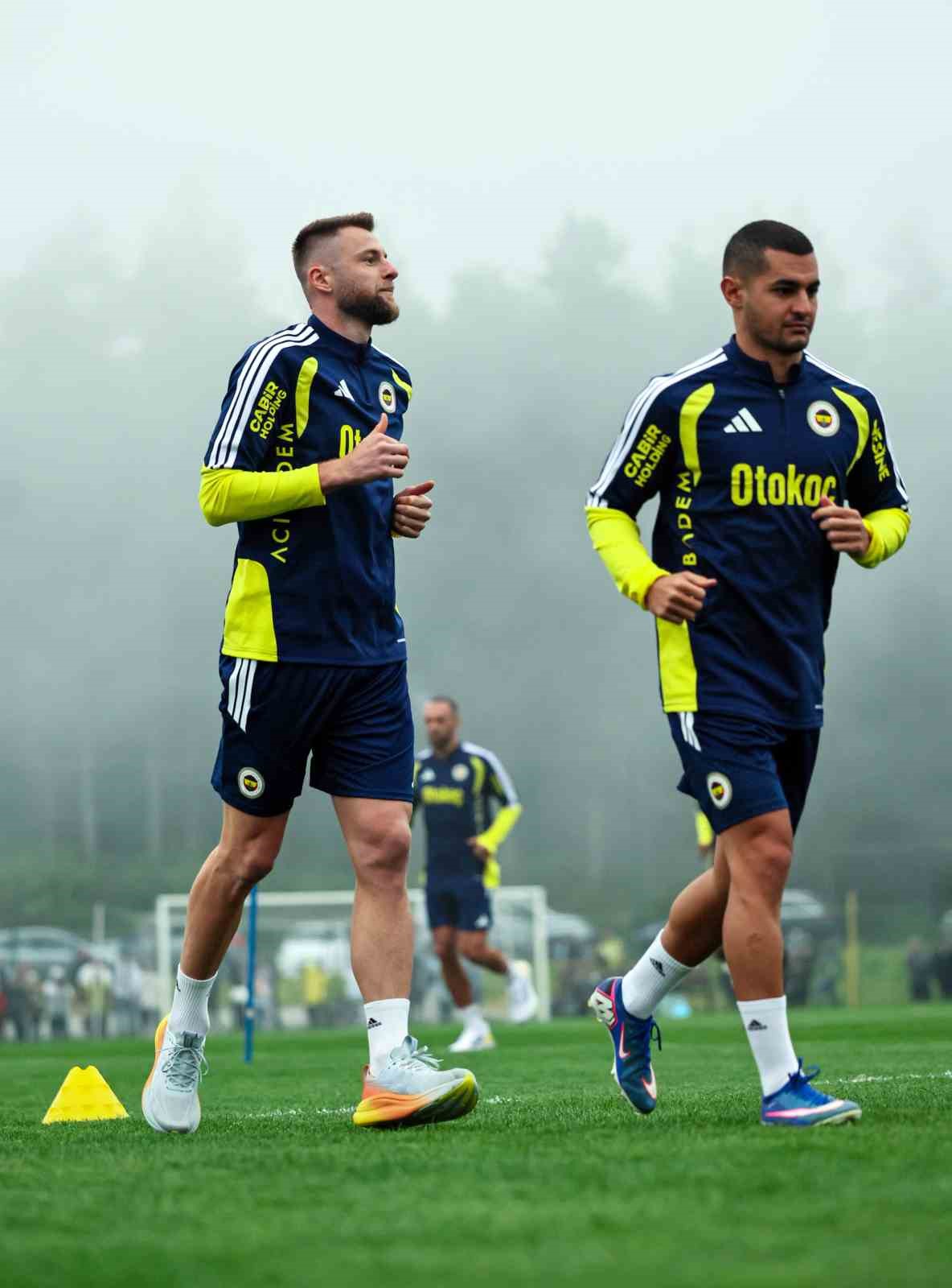 fenerbahcede futbolcular laktat testinden gecti 5 mVhjVw4y