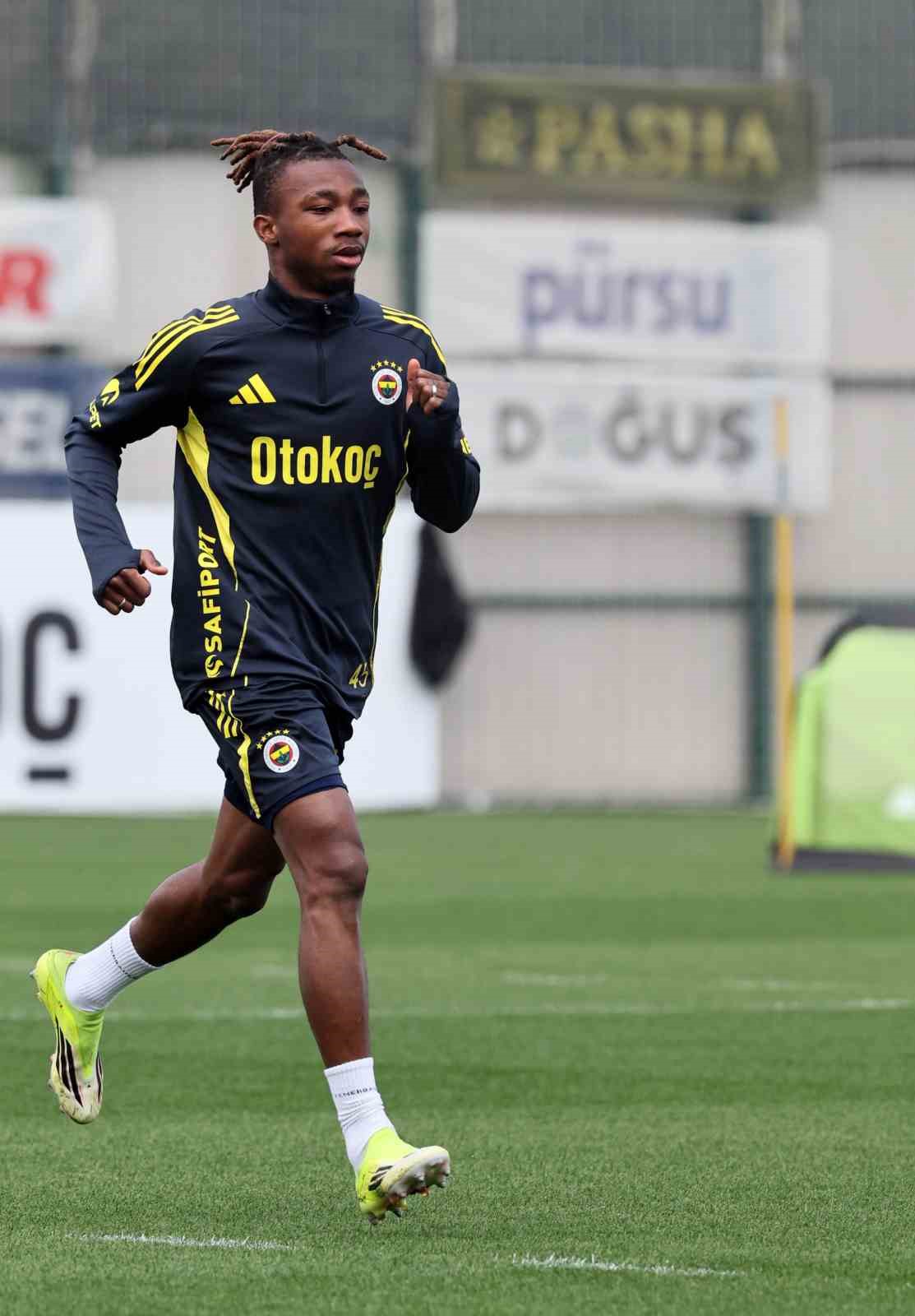 fenerbahcede galatasaray derbisinin hazirliklari basladi 1