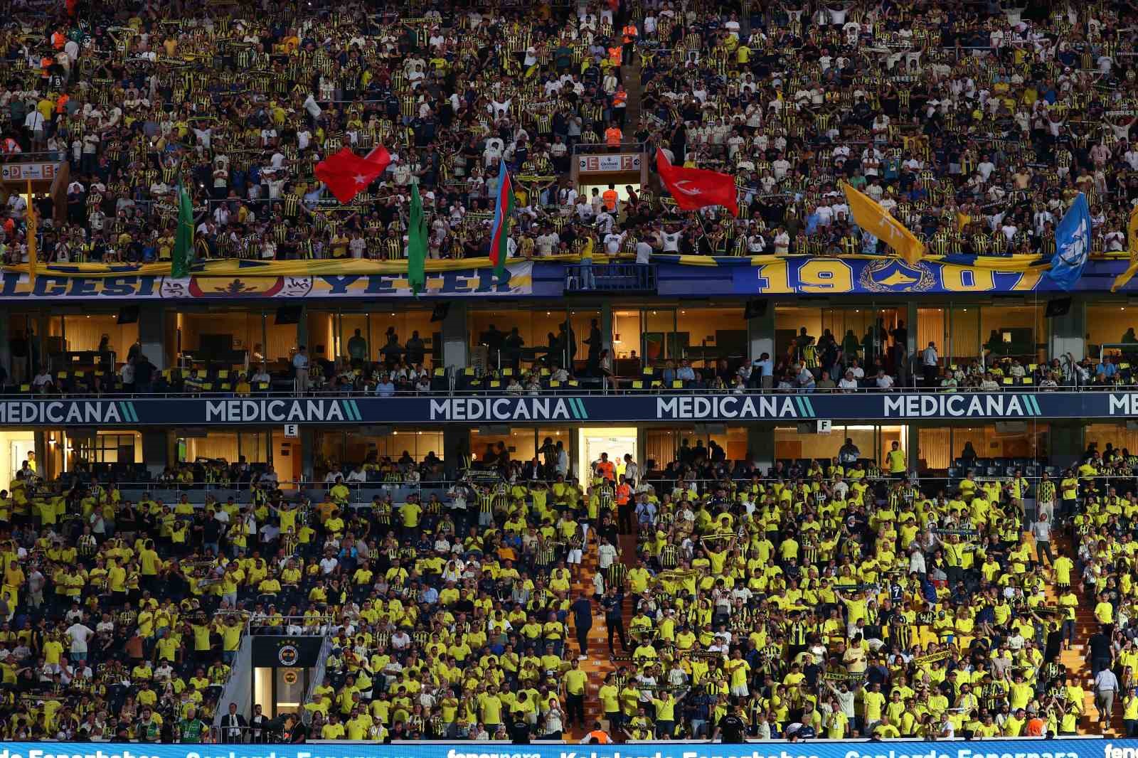 Fenerbahçe’de İsmail Kartal 4. dönemindeki ilk resmi maçına çıktı 7 fenerbahcede ismail kartal 4 donemindeki ilk resmi macina cikti 3 lgMa5qPL