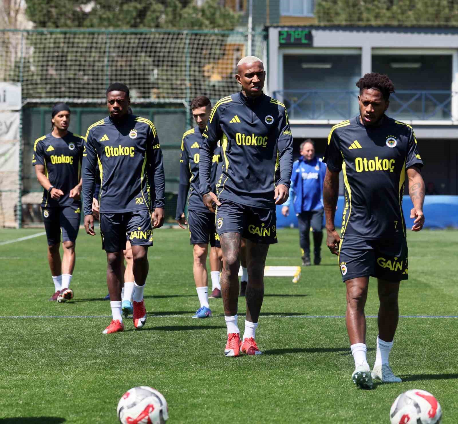 fenerbahcede konyaspor maci hazirliklari tamamlandi 1 eVWg8aYY