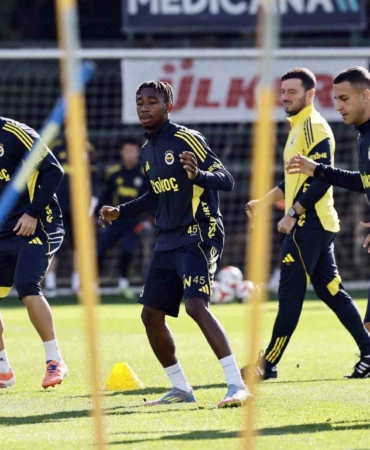 fenerbahcede-rizespor-mesaisi-devam-etti-yd7IZtBa.jpg