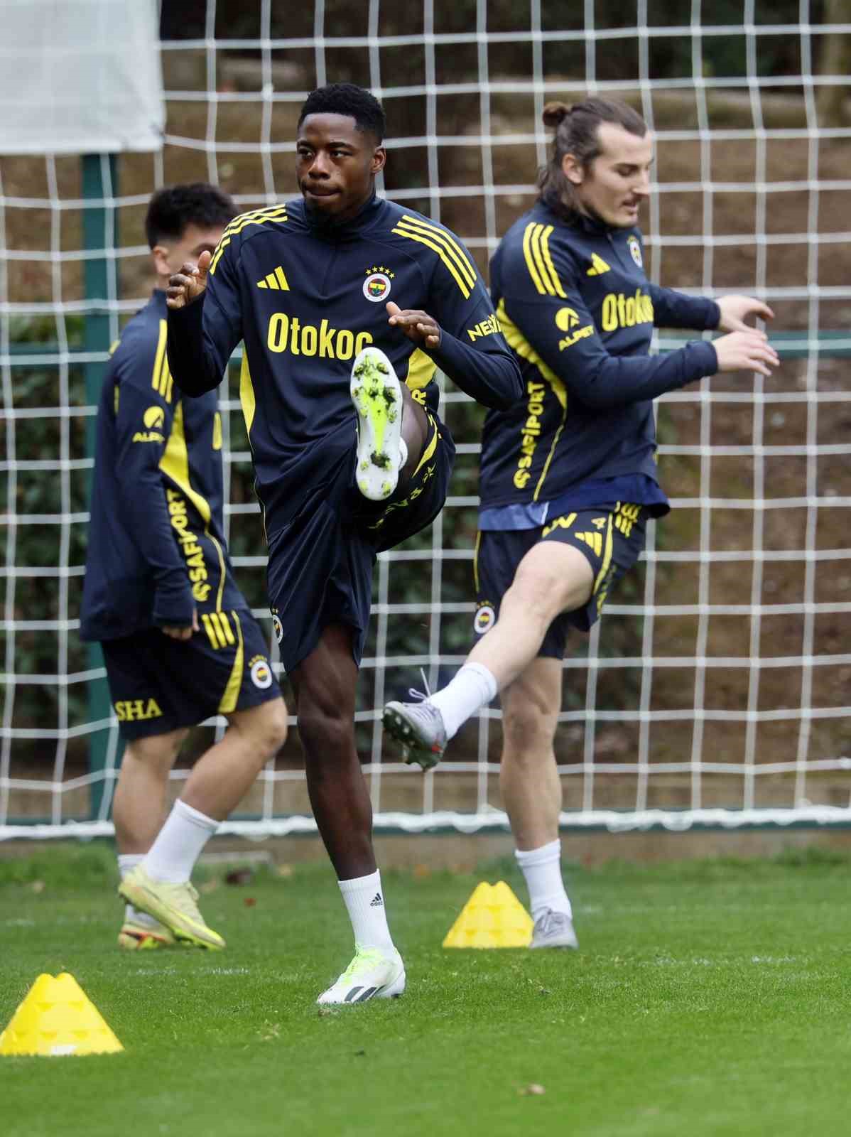 fenerbahcede samsunspor maci hazirliklari tamamlandi 2 BzqWqD6T