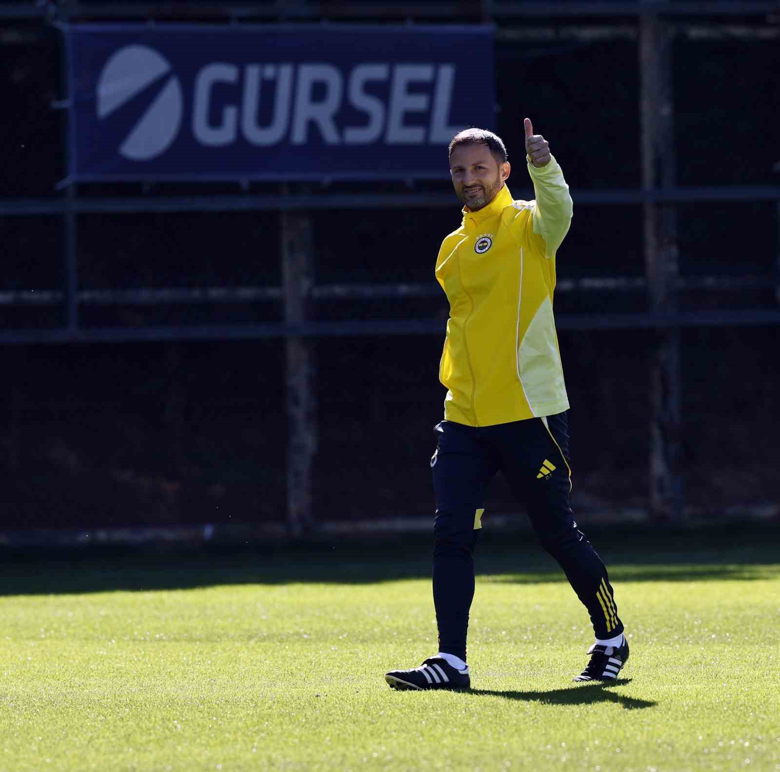 fenerbahcede stuttgart maci hazirliklari devam etti 1 jDijTguD