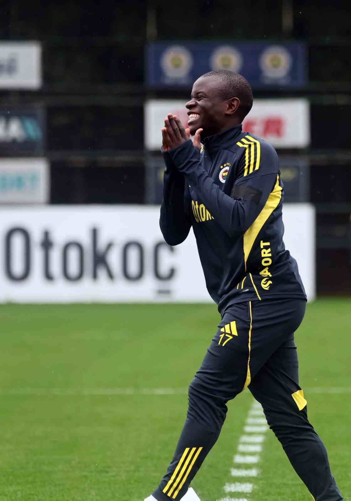 fenerbahcede trabzonspor maci hazirliklari tamamlandi 5 XUFuXk2C