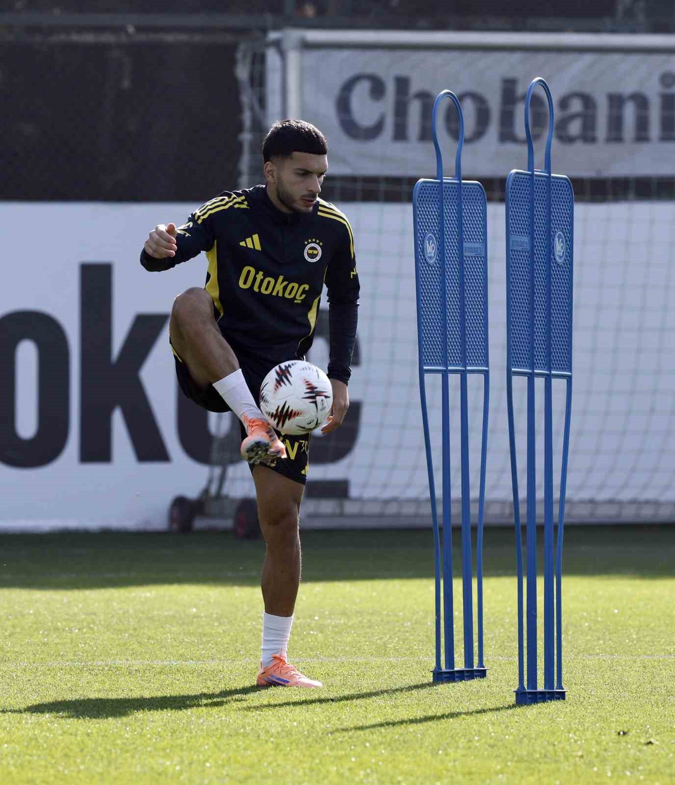 fenerbahcede viktoria plzen maci hazirliklari basladi 1 EJQbU16Z