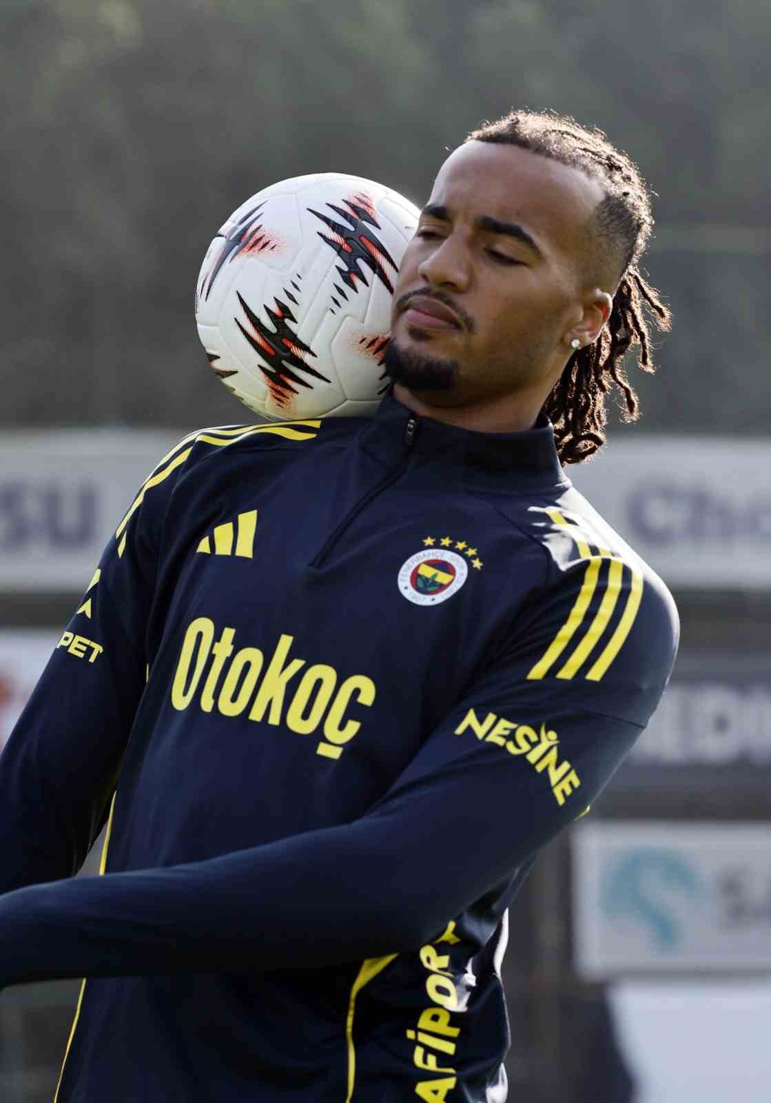 fenerbahcede viktoria plzen maci hazirliklari basladi 2 QIndGOZU