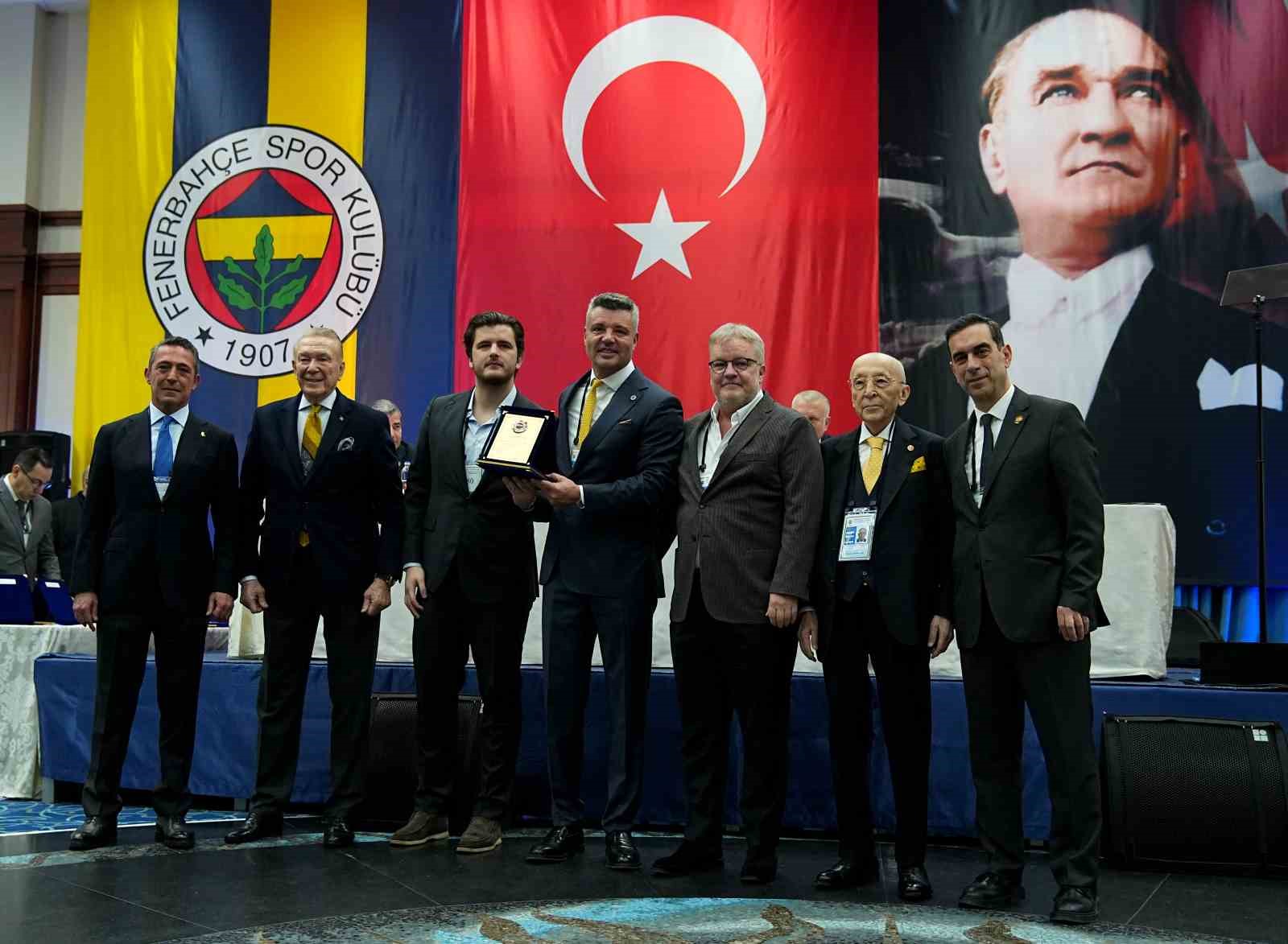 fenerbahceden ali sene 50 yil plaketi 0 rqAv9VQg