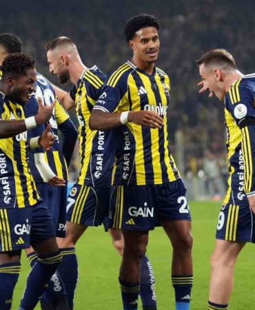 fenerbahceden-ligde-4-maclik-galibiyet-serisi-yLSIs8h2.jpg
