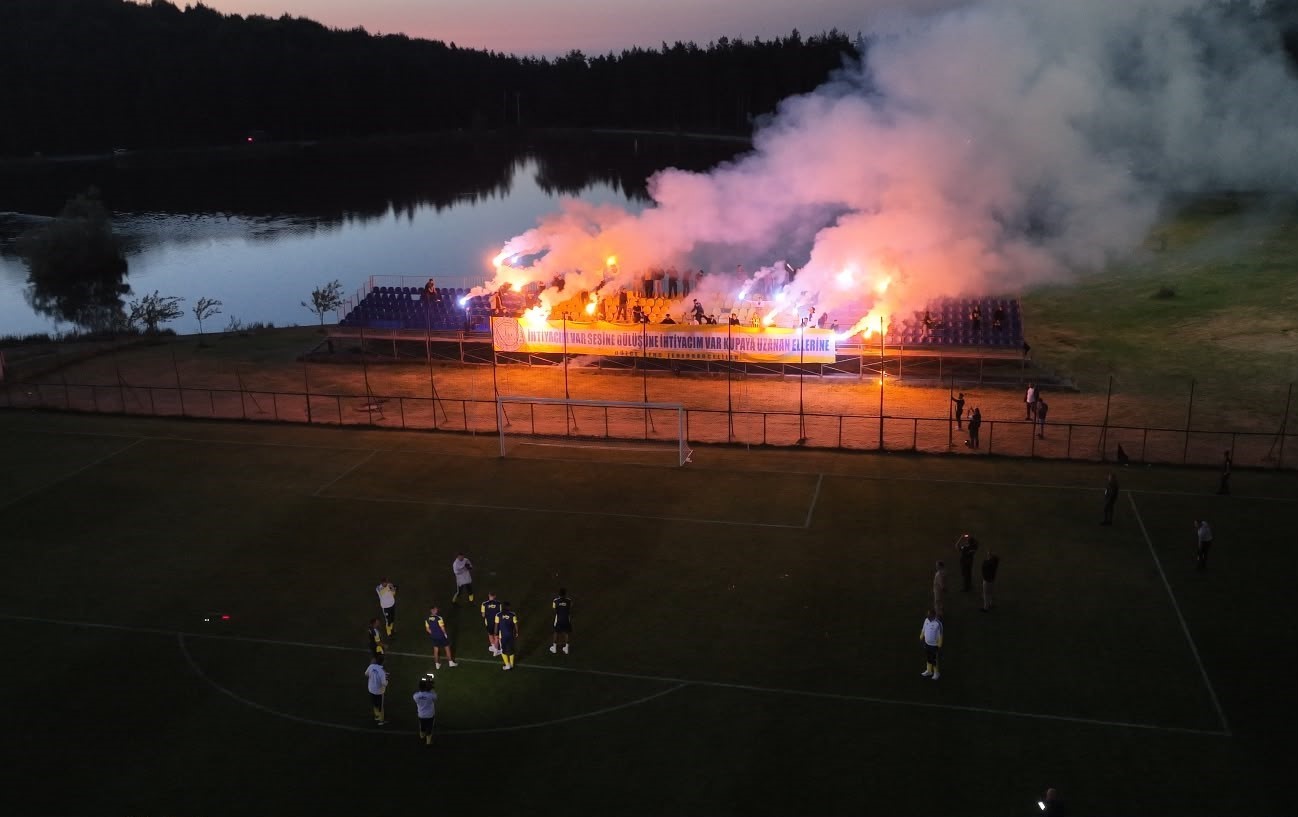 fenerbahceli futbolculara taraflardan aksam surprizi 5 cGB8qZQF