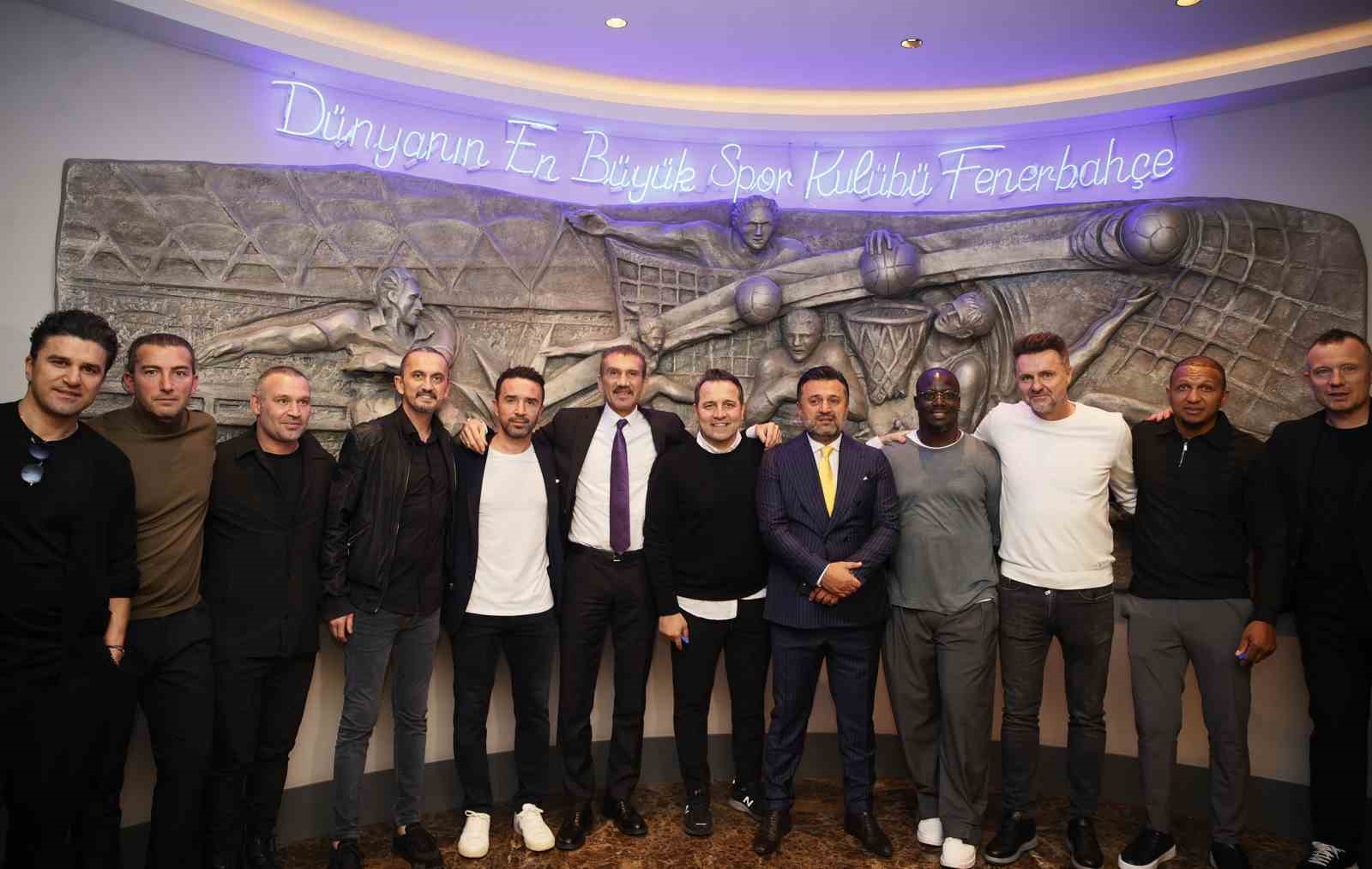 Fenerbahçe’nin eski yıldızları derbi öncesi bir araya geldi 4 fenerbahcenin eski yildizlari derbi oncesi bir araya geldi 0 6VD8i1HM