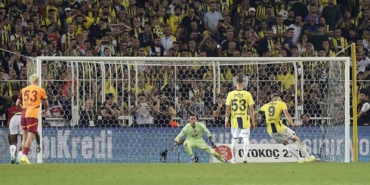 fenerbahcenin-galatasaray-derbilerinde-golleri-yabancilardan-Q7VfJD7O.jpg